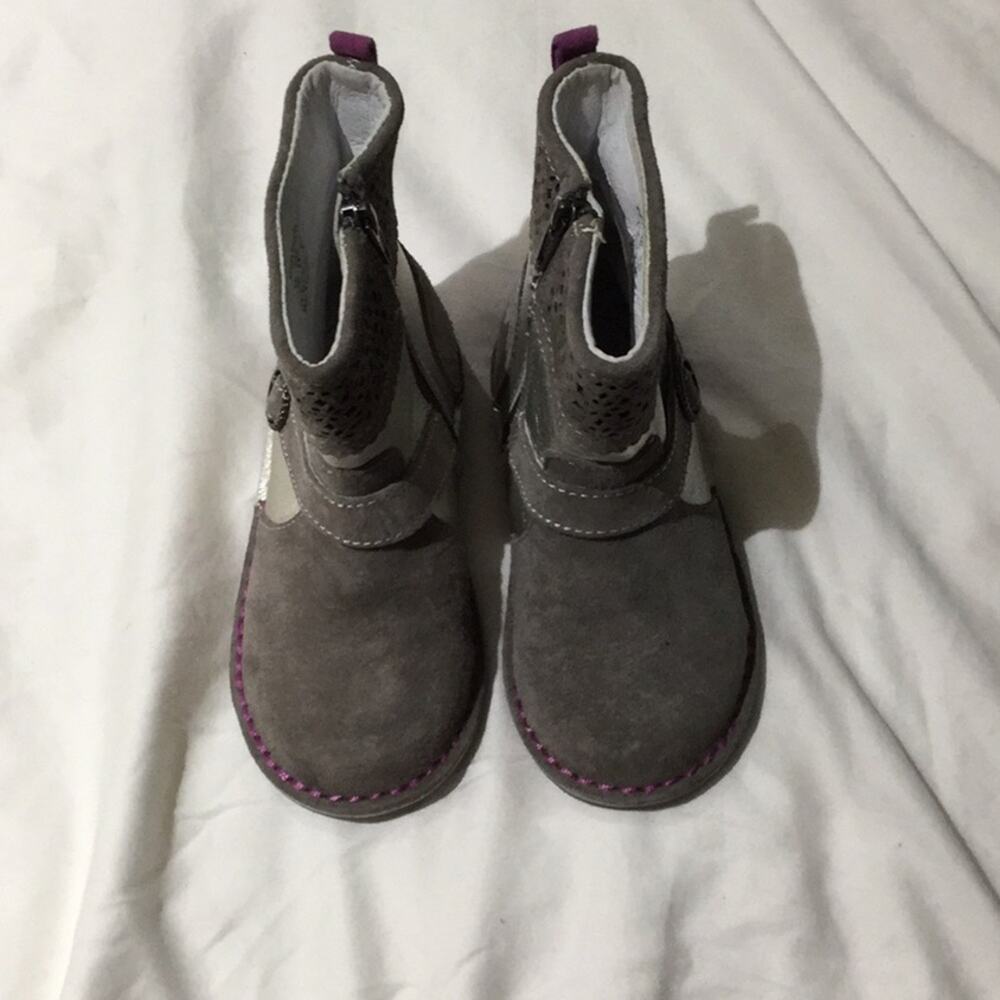 Stride rite 7.5 Taupe suede gold leather boot euc